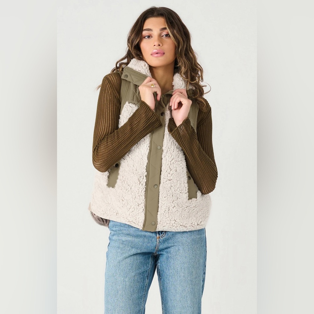 DEX neutral vest